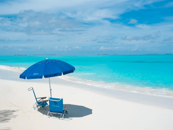 Luxurious 7-Bedroom Beachfront Retreat in Little Exuma, Bahamas